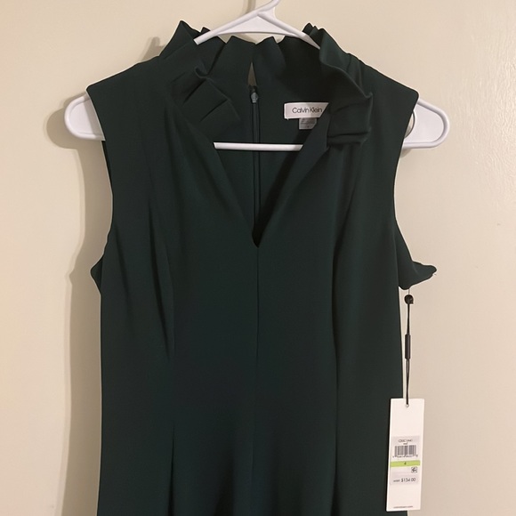 Dark green Calvin Klein dress size 4. NWT - Picture 3 of 8